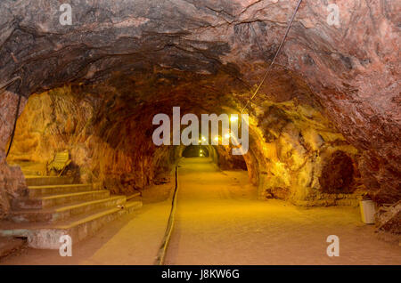 Intérieur de la mine de sel de Khewra, Khewra, Punjab, Pakistan Banque D'Images