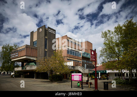 Swinton Bibliothèque et l'hôtel de Lancastre dans un bâtiment moderniste , Salford, Manchester, Banque D'Images