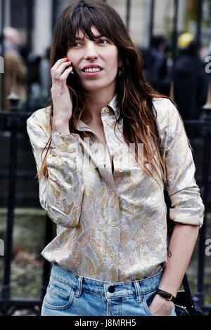 Lou Doillon à Vanessa Seward, Paris Fashion Week A/W RT 2017-2018, France Banque D'Images