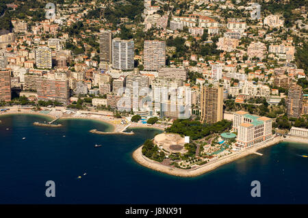 Plage du Larvotto, Montecarlo, vue d'Hélicoptère, Côte d'Azur, Monaco. Banque D'Images