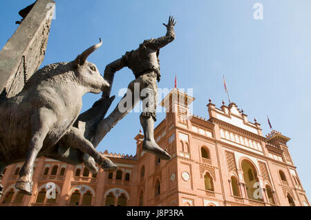 Sculpture et torero Toros de Las Ventas. Madrid, Espagne. Banque D'Images