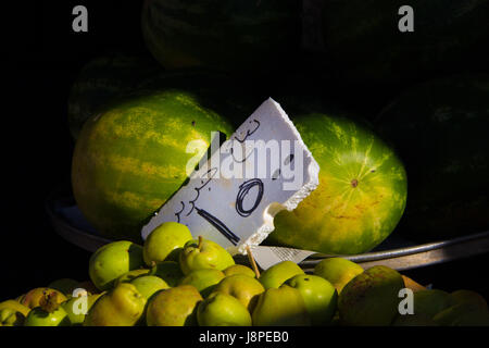 Watermelon dans le souk de Tyr (Sour) Banque D'Images