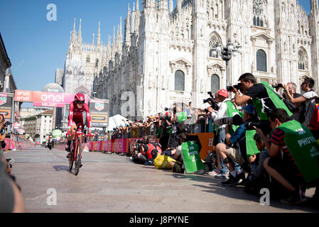 Milano, Italie 28 mai 2017. La dernière étape du 100e TOUR D'Italie. Tom Dumoulin remporte le 100e Giro d'Italia Banque D'Images