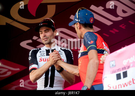 Milano, Italie 28 mai 2017. La dernière étape du 100e TOUR D'Italie. Tom Dumoulin remporte le 100e Giro d'Italia Banque D'Images