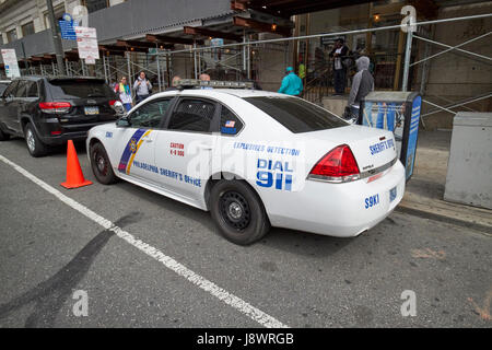 Les shérifs de Philadelphie Chevrolet Impala Bureau de patrouille de la police de l'unité K-9 véhicule de détection d'explosifs USA Banque D'Images