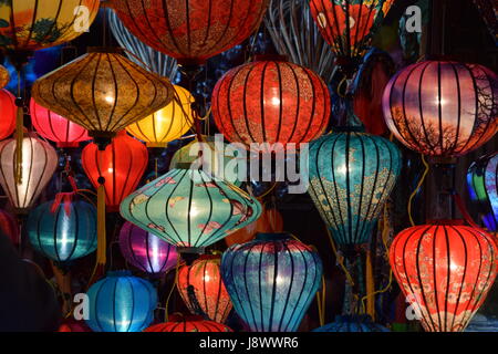 Lanternes dans l'ancienne ville de Hoi An, au Vietnam. Banque D'Images