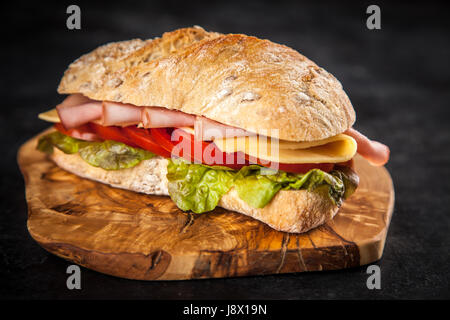 Délicieux sandwich Ciabatta Banque D'Images