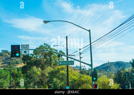 Mulholland Drive sign in Malibu, Californie Banque D'Images