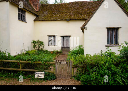 Willy Lotts House, près de l'Deadham et de blocage sur le moulin de Flatford Rivière Stour, East Bergholt, dans le Suffolk, UK. Le domaine appelé 'Pays de Constable', Banque D'Images
