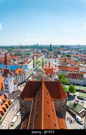 Munich, Allemagne - le 7 juin 2016 : panorama de l'antenne de l'architecture de la vieille ville de Munich, Bavière, Allemagne Banque D'Images