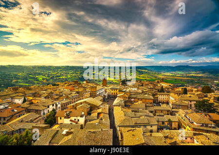 Ville médiévale d'Orvieto vue panoramique vue aérienne. L'Ombrie, Italie, Europe. Banque D'Images