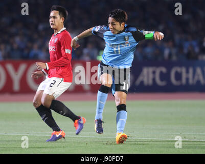 Kawasaki, Japon. 30 mai, 2017. Le Japon Kawasaki Frontale avant Yu Kobayashi marque un but contre la Thaïlande est Muangthong United au cours de l'AFC Champions League round 16 match à la Todoroki stadium dans la banlieue de Tokyo, Kawasaki le mardi 30 mai, 2017. Aftder Muangthong Kawasaki a mené 3-0 au premier semestre. Credit : Yoshio Tsunoda/AFLO/Alamy Live News Banque D'Images