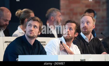 Berlin, Allemagne. 31 mai, 2017. Les membres du conseil d'Zalando David Schneider (l-r), Robert Gentz et Rubin Ritter, photographié à l'assemblée générale de l'Zalando SE dans Berlin, Allemagne, 31 mai 2017. Photo : Bernd von Jutrczenka/dpa/Alamy Live News Banque D'Images