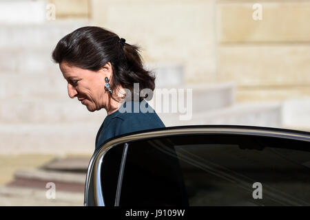 Paris, France. 31 mai, 2017. Julien Mattia / Le Pictorium Français - Conseil des ministres - 31/05/2017 - France / Ile-de-France (région) / Paris - Agnès Buzyn à la sortie du Conseil des ministres du mercredi 31 mai 2017 Credit : LE PICTORIUM/Alamy Live News Banque D'Images