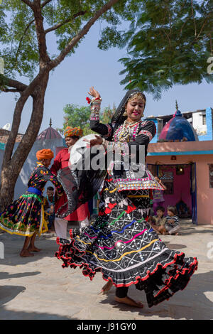 Kalbelia nomades du Rajasthan, Inde Banque D'Images