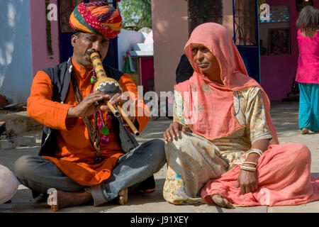 Kalbelia nomades du Rajasthan, Inde Banque D'Images