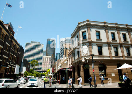 SYDNEY, AUSTRALIE - 12 décembre 2016 : Avis de 'Les Roches' dans le quartier historique du centre-ville de Sydney Banque D'Images