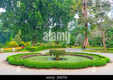 Jardin botanique royal est la plus silencieuse et confortable dans la ville de Kandy, Sri Lanka Banque D'Images