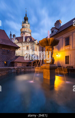 Cesky Krumlov Castle dans le sud de la Bohême de la République tchèque. Banque D'Images