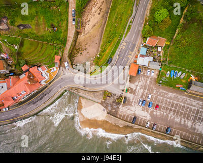 Sandsend merveilleux près de Whitby, dans le Yorkshire du Nord Banque D'Images