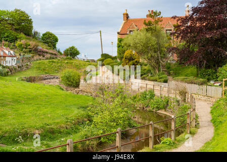 Sandsend merveilleux près de Whitby, dans le Yorkshire du Nord Banque D'Images