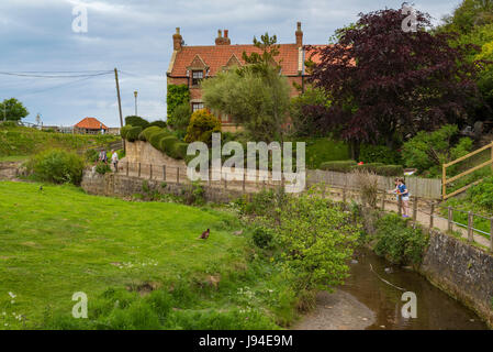 Sandsend merveilleux près de Whitby, dans le Yorkshire du Nord Banque D'Images