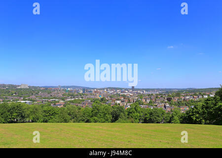 Sheffield City skyline de Meersbrook Park, Sheffield, South Yorkshire, Angleterre, Royaume-Uni. Banque D'Images