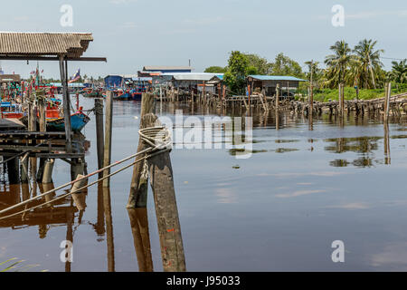 Le village de pêcheurs appelé Bagan Sekinchan en ville. La Malaisie. Banque D'Images