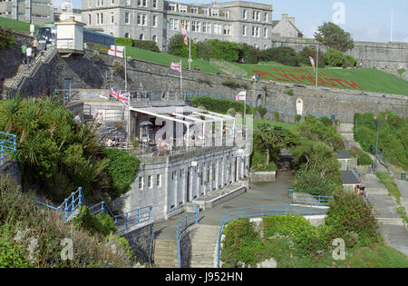 La Plymouth Hoe, terrasse de café, au sud-ouest, Devon, UK, FR Banque D'Images