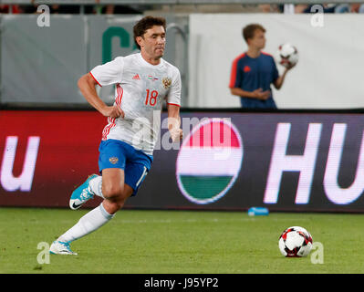 Budapest, Hongrie. Le 05 juin, 2017. BUDAPEST, HONGRIE - 5 juin : Yuri Zhirkov de la Russie contrôle le ballon pendant le match amical entre la Hongrie et la Russie à Groupama Arena le 5 juin 2017 à Budapest, Hongrie. Credit : Laszlo Szirtesi/Alamy Live News Banque D'Images