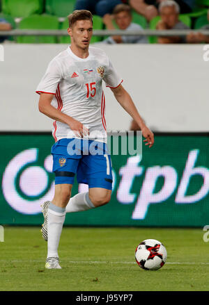 Budapest, Hongrie. Le 05 juin, 2017. BUDAPEST, HONGRIE - 5 juin : Aleksei Miranchuk La Russie contrôle de la balle pendant le match amical entre la Hongrie et la Russie à Groupama Arena le 5 juin 2017 à Budapest, Hongrie. Credit : Laszlo Szirtesi/Alamy Live News Banque D'Images