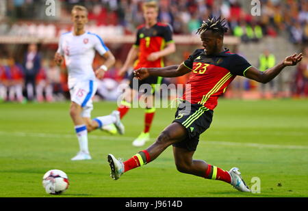 Bruxelles. 5 juin, 2017. Michy Batshuayi Beligum de pousses durant un match de football amical entre la Belgique et la République tchèque à Bruxelles, Belgique le 5 juin 2017. Beligum a gagné 2-1. Credit : Gong Bing/Xinhua/Alamy Live News Banque D'Images