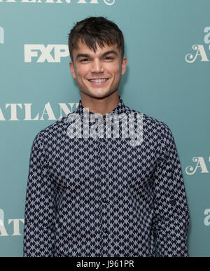 New York, États-Unis. Le 05 juin, 2017. New York, NY USA - 5 juin 2017 : Samuel Mancini assiste à l'Atlanta pour votre examen de dépistage par FX Network à Zankel Hall Carnegie Hall Crédit : lev radin/Alamy Live News Banque D'Images