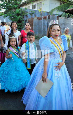 Flores de Mayo Festival fin mai Lahug Cebu City aux Philippines Banque D'Images