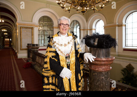 Cllr Anne Underwood devenir maire de Birmingham Banque D'Images