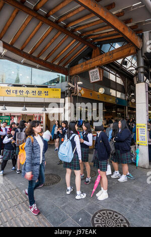 L'entrée de Tongin, marché dong Tongin, Séoul, Corée du Sud Banque D'Images