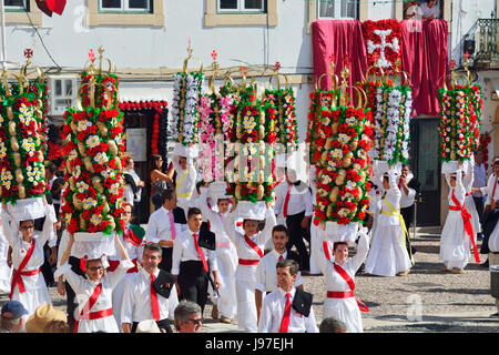 La Festa Dos Tabuleiros (Festival des bacs) à Tomar. Portugal Banque D'Images
