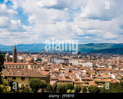 Florence, Italie - 19 avril 2017 - Vue de Florence, Italie, vu depuis le jardin de Boboli. Banque D'Images