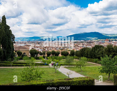 Florence, Italie - 19 avril 2017 - Vue de Florence, Italie, vu depuis le jardin de Boboli. Banque D'Images