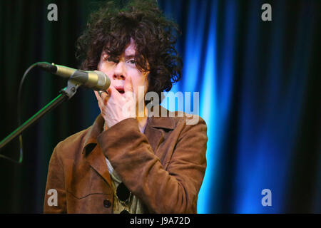 Bala Cynwyd, PA, USA. 31 mai, 2017. Radio 104,5 visites LP performance studio à Bala Cynwyd, PA Le 31 mai 2017 Crédit : Star Shooter/media/Alamy Punch Live News Banque D'Images