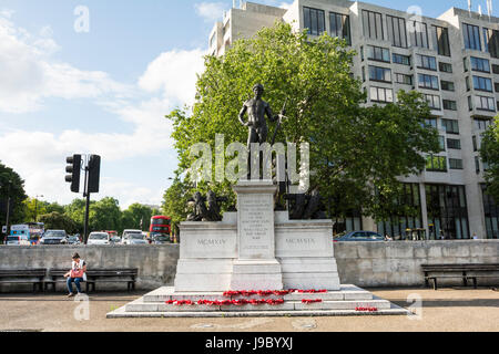 La Machine Gun Corps Memorial (Le garçon David) à Hyde Park Corner, London, UK Banque D'Images