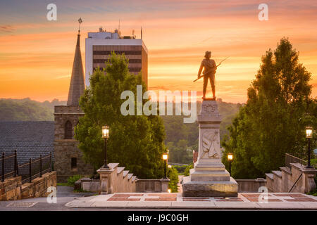 Lynchburg, Virginie, USA cityscape à Monument d'une terrasse. Banque D'Images