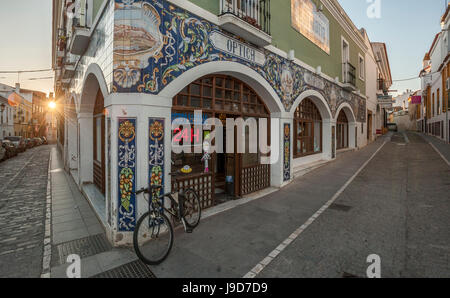 Sol carrelé pharmacie à Zafra, Badajoz, Estrémadure, Espagne, Europe Banque D'Images