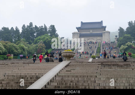 Mausolée de Dr. Sun Yat-sen, Nanjing, Jiangsu Province, China, Asia Banque D'Images