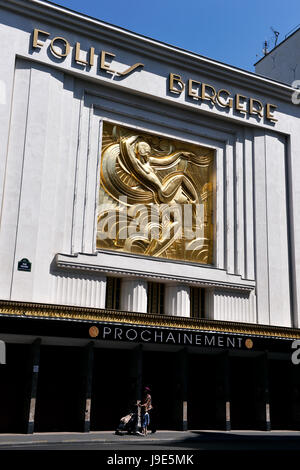 Les Folies Bergère Theatre, Paris 9ème, France Banque D'Images