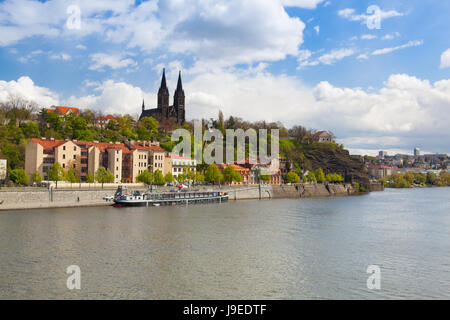Prague, République tchèque - avril 23,2017 : château de Vysehrad.C'est un fort historique situé dans la ville de Prague.Il a été construit, probablement au 10ème siècle, Banque D'Images