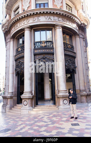 Banco de Valencia est une institution bancaire avec 427 succursales situées principalement dans la communauté de Valence. Il a été acquis par CaixaBank SA en 2013. Val Banque D'Images