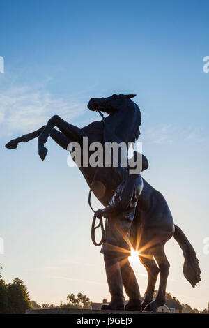 L'Angleterre, l'East Anglia, Suffolk, Newmarket Newmarket, Statue étalon sculptés par Marcia Astor et Allan, Sly Banque D'Images