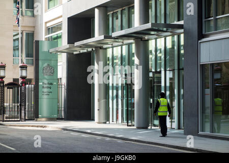 La Rolls des capacités, une cour bâtiment conçu par Woods Bagot, Royal Courts of Justice, Fetter Lane, City of London, UK. Banque D'Images