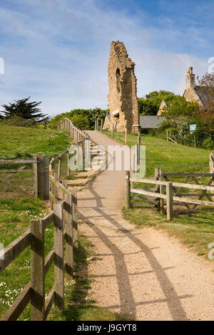 Royaume-uni l'Angleterre, dans le Dorset, Abbotsbury, Rue de l'Église, chemin d'ancienne abbaye bénédictine ruins Banque D'Images